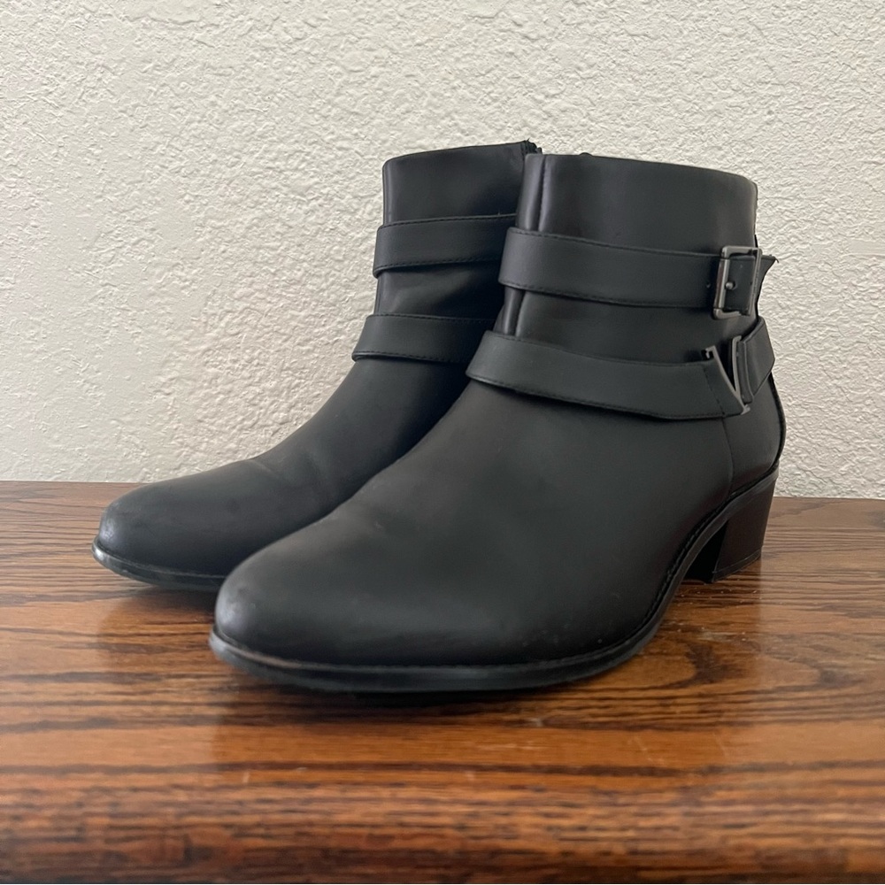 Vionic Hope Mana Black Leather Boots Size 11
